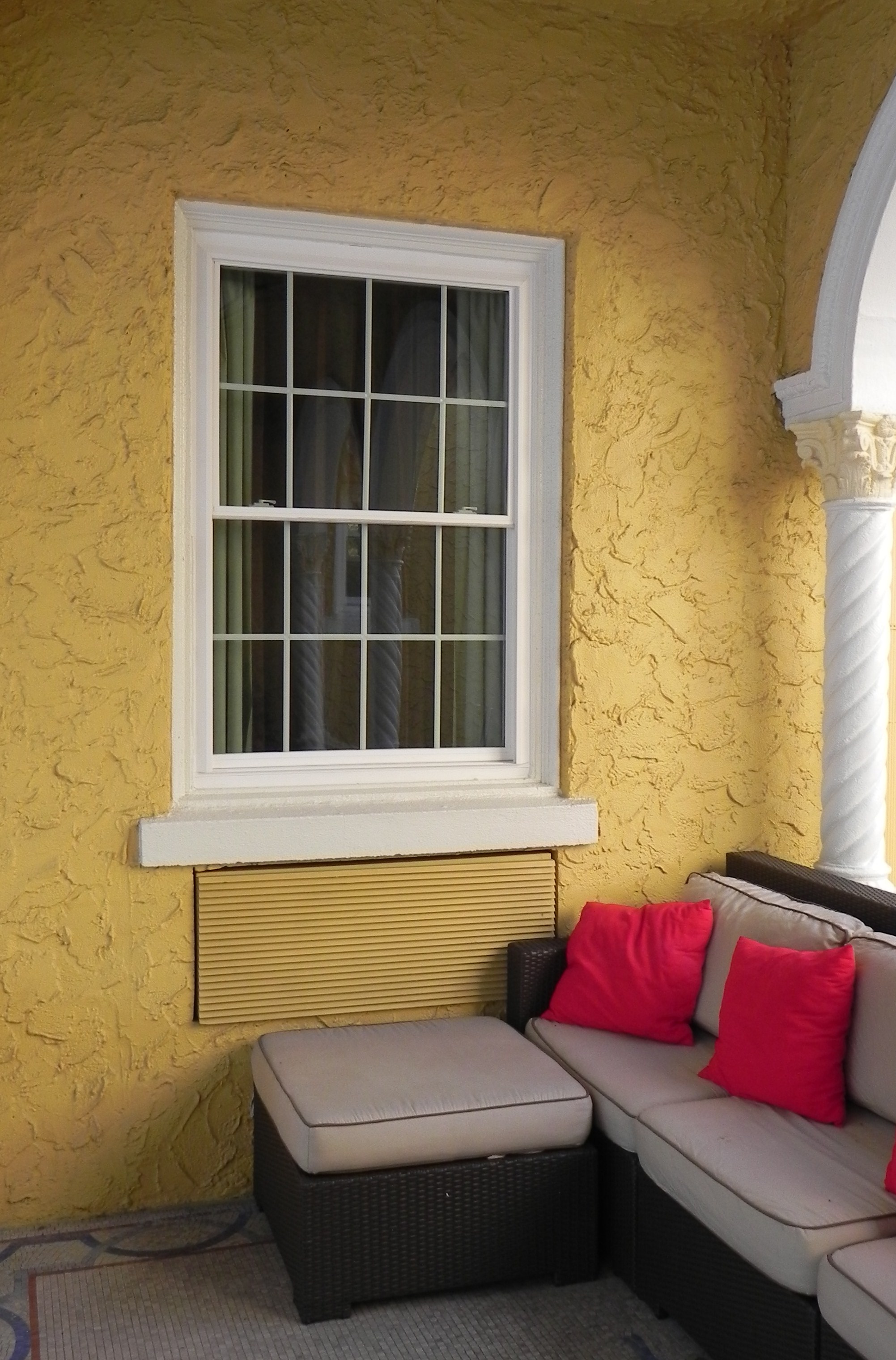 Window1/artmoredetaildh.jpg
